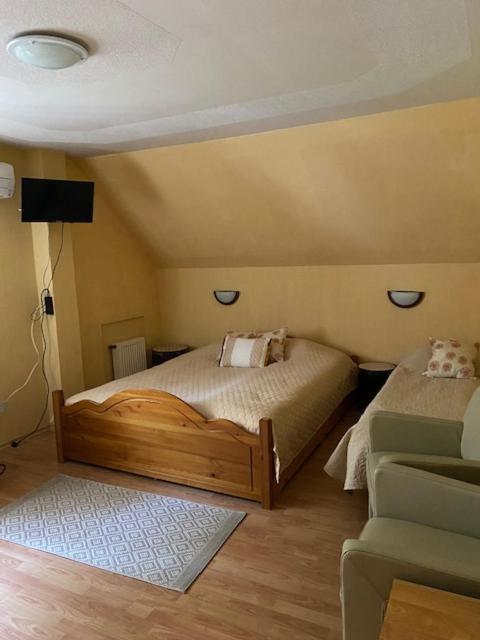 Kuru Guest House Экстерьер фото